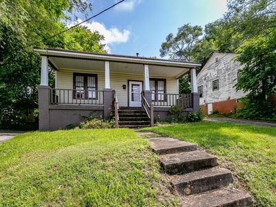 1570 E Center St, Kingsport, TN, 37664