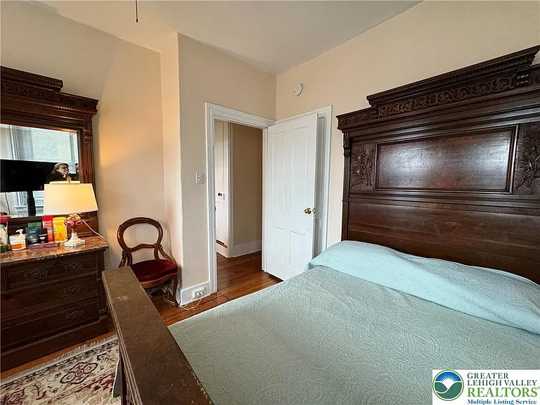 417 Linden St — Photo 22