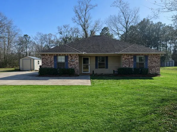 37 Camellia Rd, Carriere, MS 39426