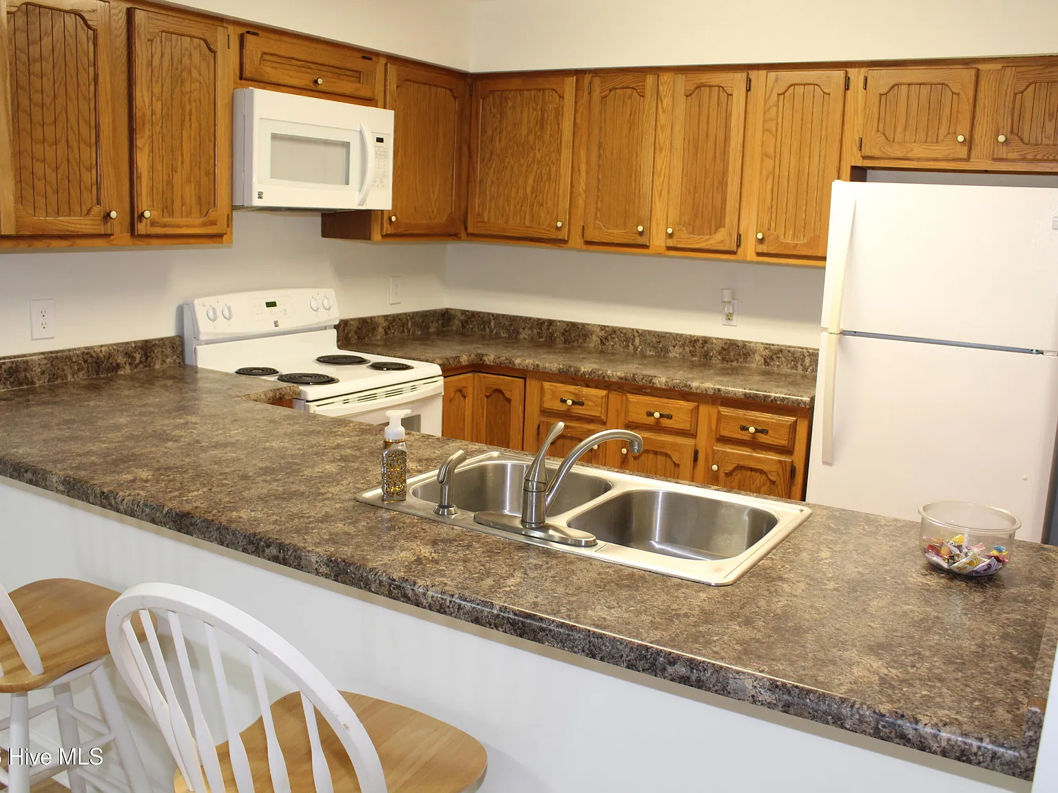 2 bed, 2.0 bath, 1148 sqft, $1,600 — Photo 4
