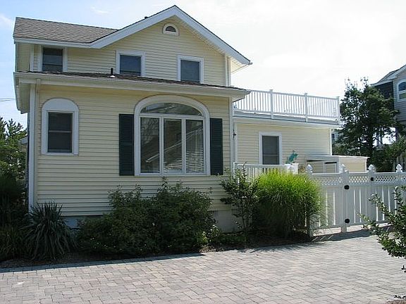 2nd image of 1400 S Beach Ave