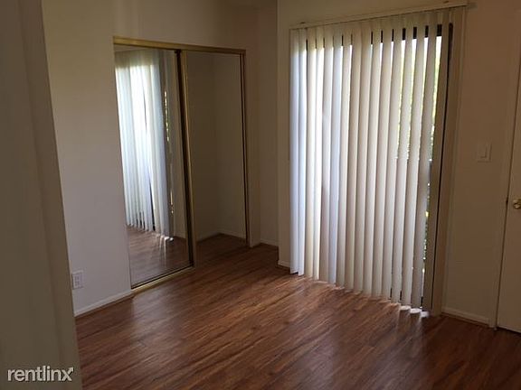 3rd image of 1108 Stanley Ave APT 1