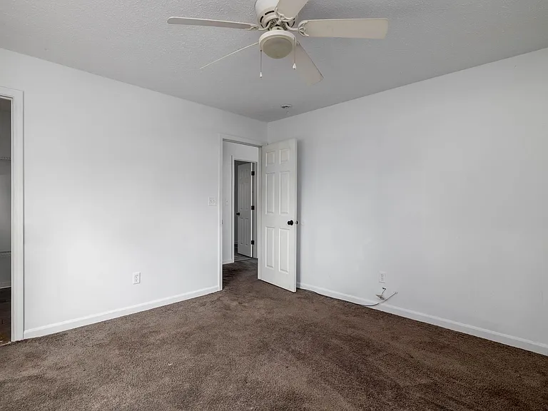 16776 Greensboro Dr — Photo 11