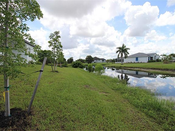 5th image of 17030 Espana Cir