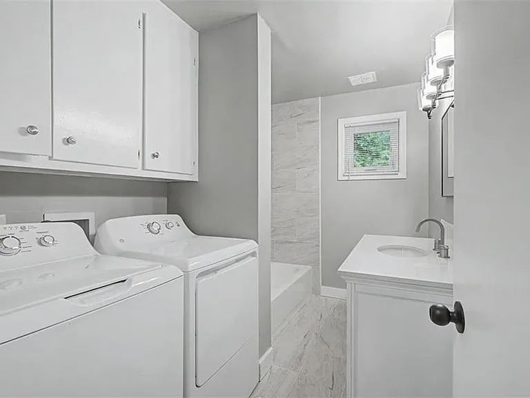 2430 Coosawattee Dr NE — Photo 15
