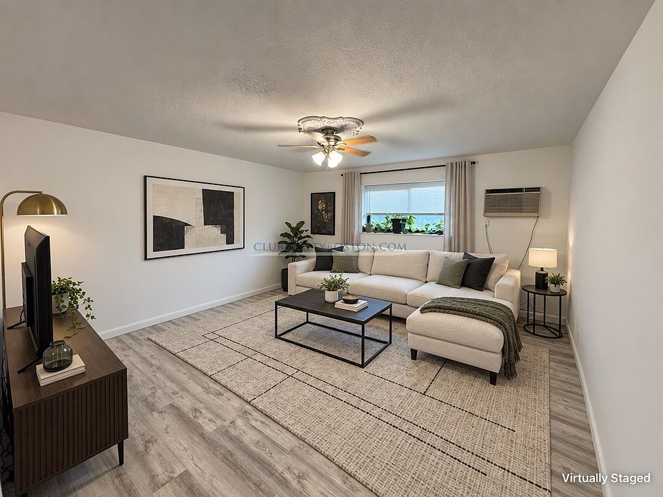 1st image of 530 Washington St APT 2