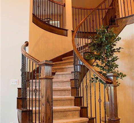 4th image of 6808 S Fork Dr