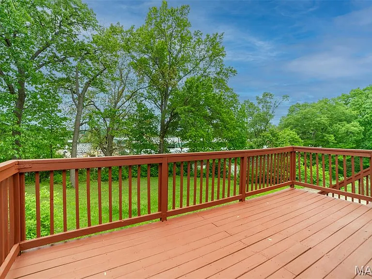 1226 Wissmann Dr — Photo 14