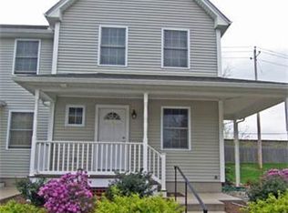 8 Hockanum Rd APT 14, Northampton, MA 01060