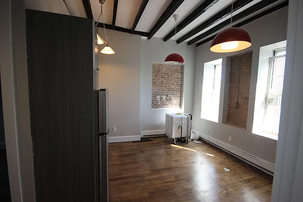 Rented by Nooklyn NYC LLC | media 62