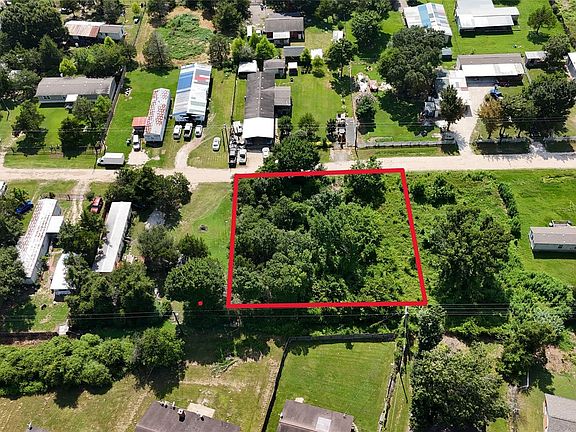 4th image of 21765 San Fernando Dr