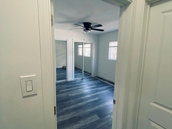 3rd image of 229 S Alexandria Ave Unit 5