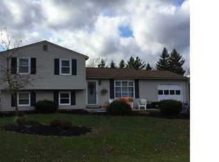 5447 Tourmaline Dr, Clay, NY 13041