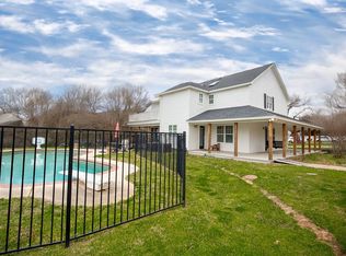 603 W 4th St, Keene, TX 76059
