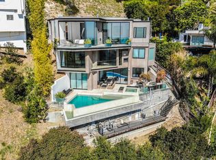 2143 N Sunset Plaza Dr, Los Angeles, CA 90069