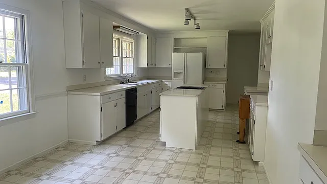 100 Middleton Ct — Photo 5