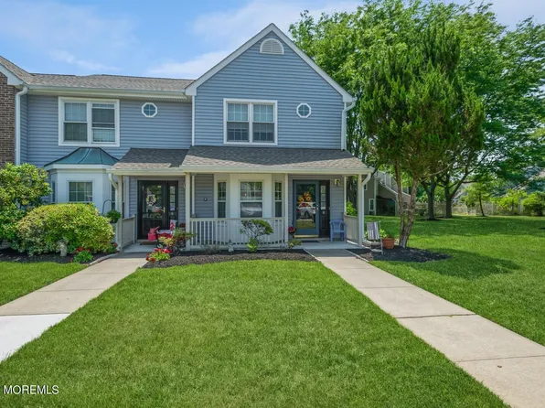 8 Witherspoon Court #208, East Windsor, NJ 08520