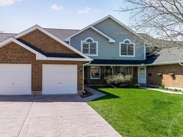 110 West STREET #2, Lake Geneva, WI 53147