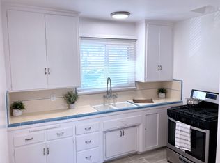 1553-1555 Riverside Dr #1555-01, Glendale, CA 91201