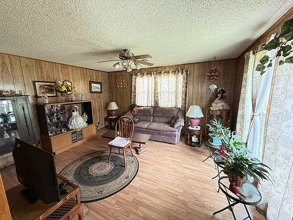 3rd image of 404 E 12th St