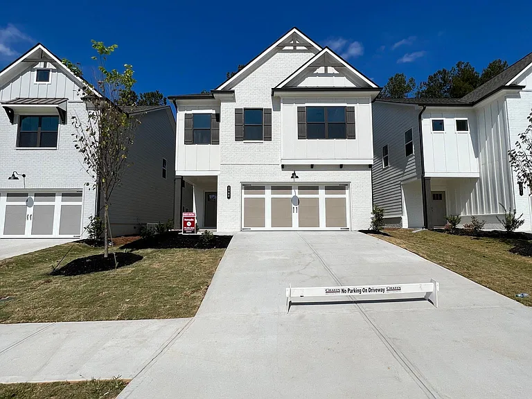 3586 Cavell Ct — Photo 2