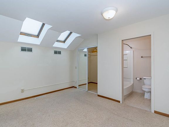 5th image of 3905 Monona Dr APT 10
