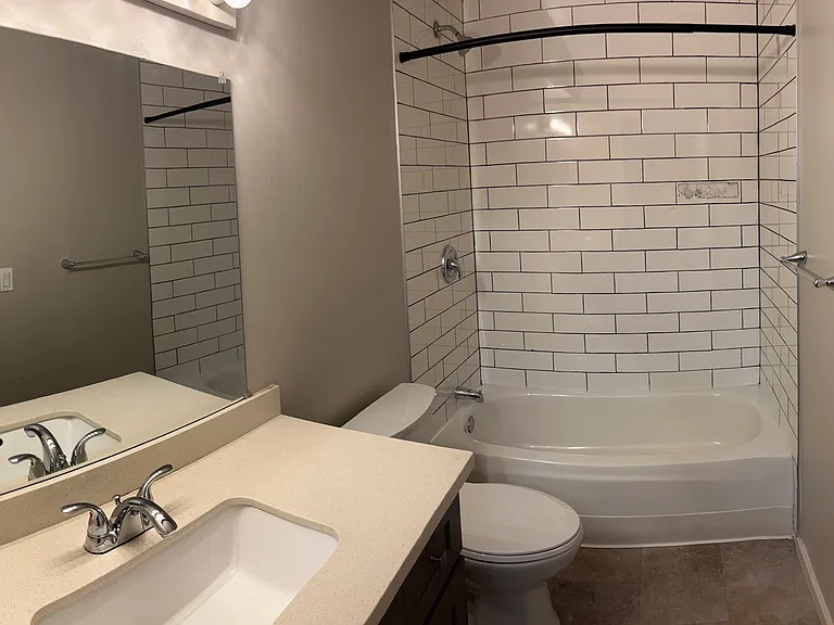919 NW 57th St #3 — Photo 21