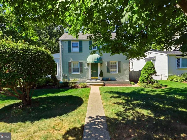 10010 Raynor Rd, Silver Spring, MD 20901