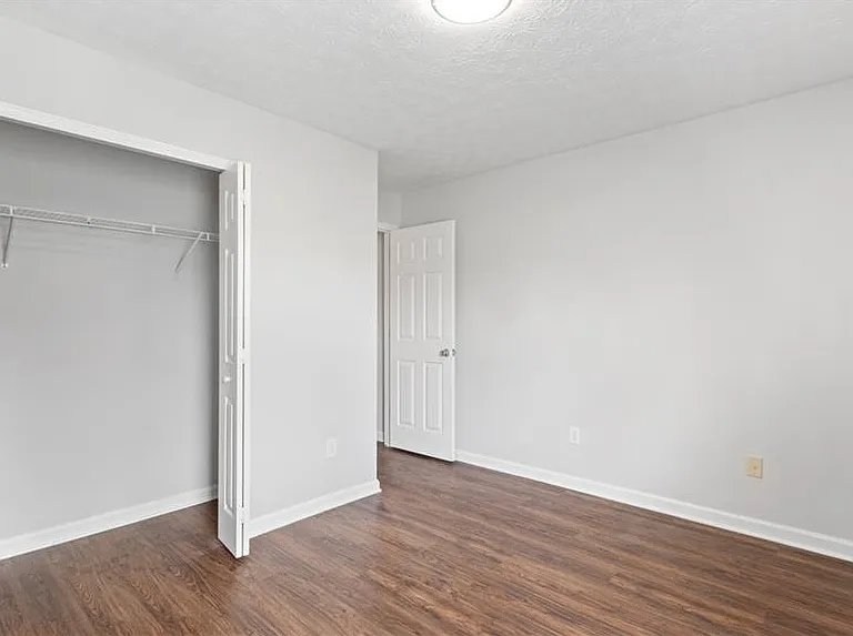 317 Shasta Ln — Photo 27