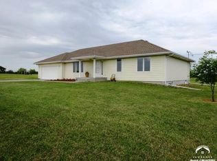 5850 SE Shawnee Heights Rd, Tecumseh, KS 66542