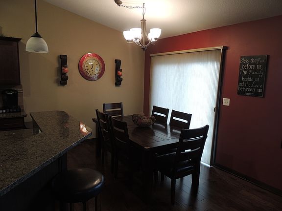 5th image of 336 Tailfeather Dr NW