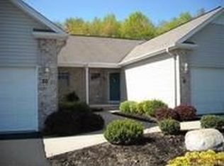 18 Timber View Dr, Hubbard, OH 44425