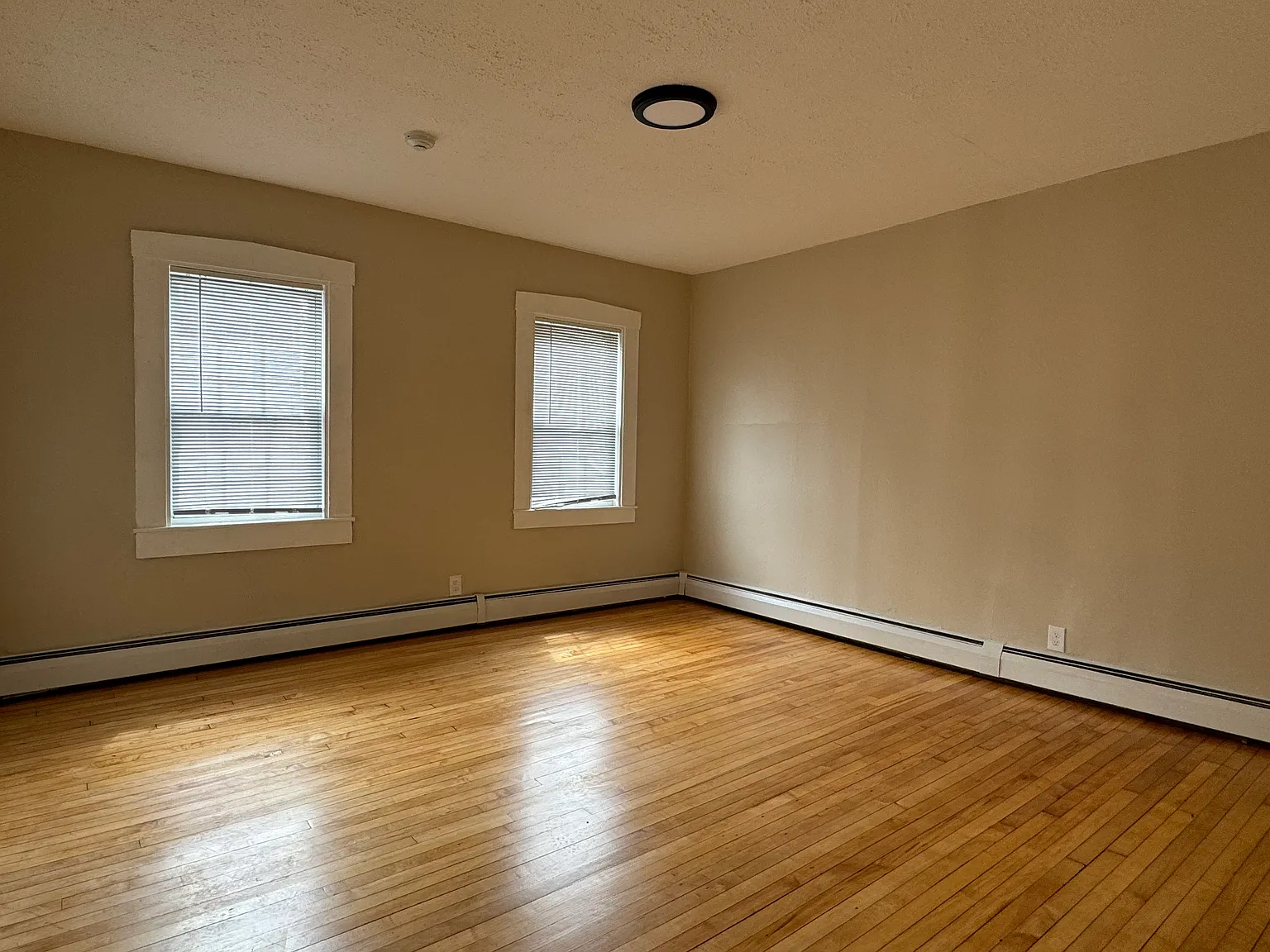 1 bed, 575 sqft, $1,995 — Photo 2