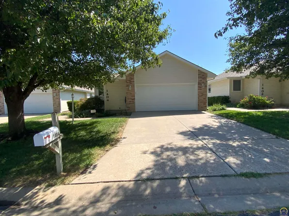 1404 SW Woodhull Ct, Topeka, KS 66604