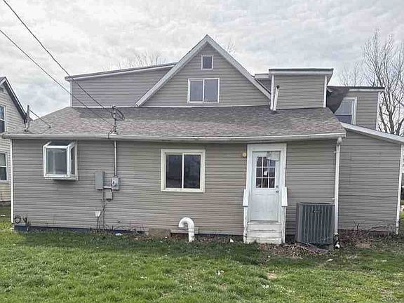 2nd image of 304 N 7th St