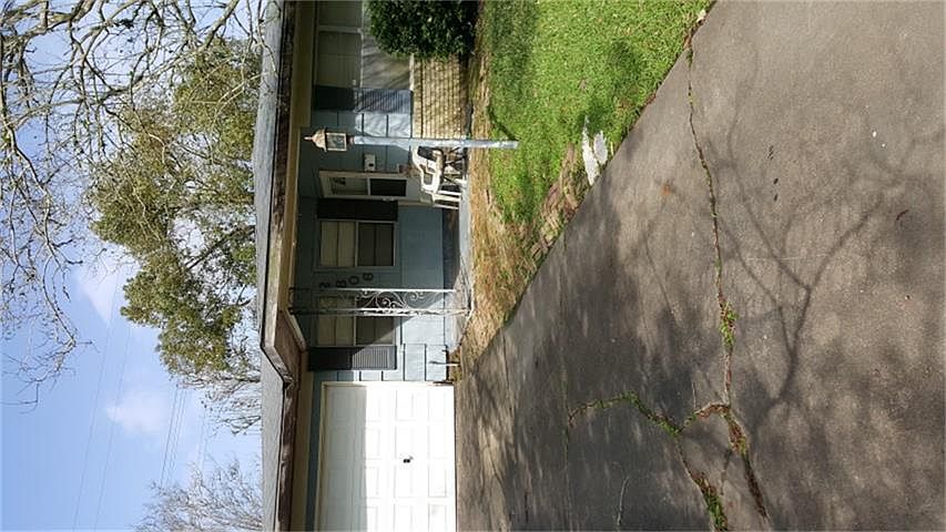 1st image of 2806 Patricia St