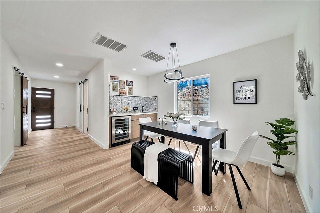 Sylmar, CA 91342
