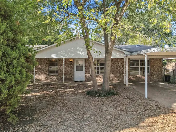 2812 Rampy Ave, Gladewater, TX 75647