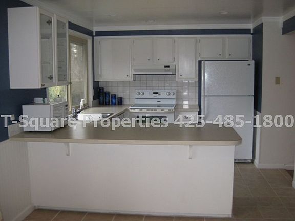 3rd image of 10616 171st Ave NE