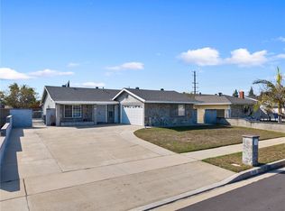 945 W Locust St, Ontario, CA 91762