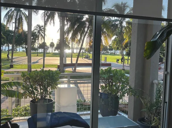 2000 N Bayshore Dr APT 110, Miami, FL 33137
