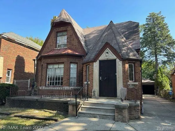 17526 Monica St, Detroit, MI 48221