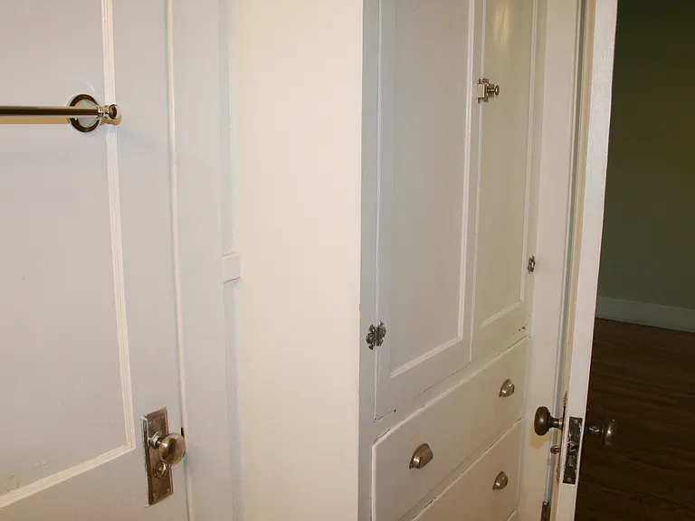 810 E 12th Ave #9 — Photo 5