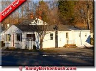 277 Main St, West Newbury, MA 01985