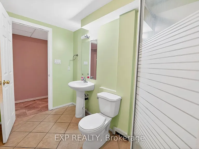 600 Winterberry Ave — Photo 25