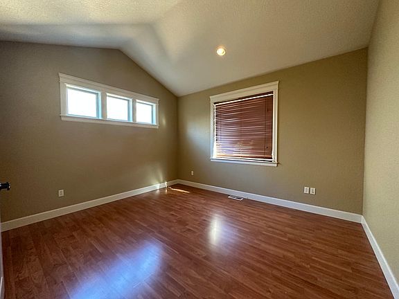 5th image of 9801 NE 108th Ct