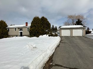 65 Porter St, Washburn, ME 04786