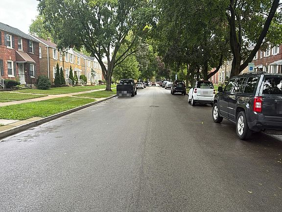 5th image of 3735 S 57th Ct