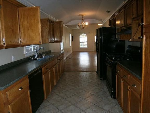 5th image of 58254 Court St