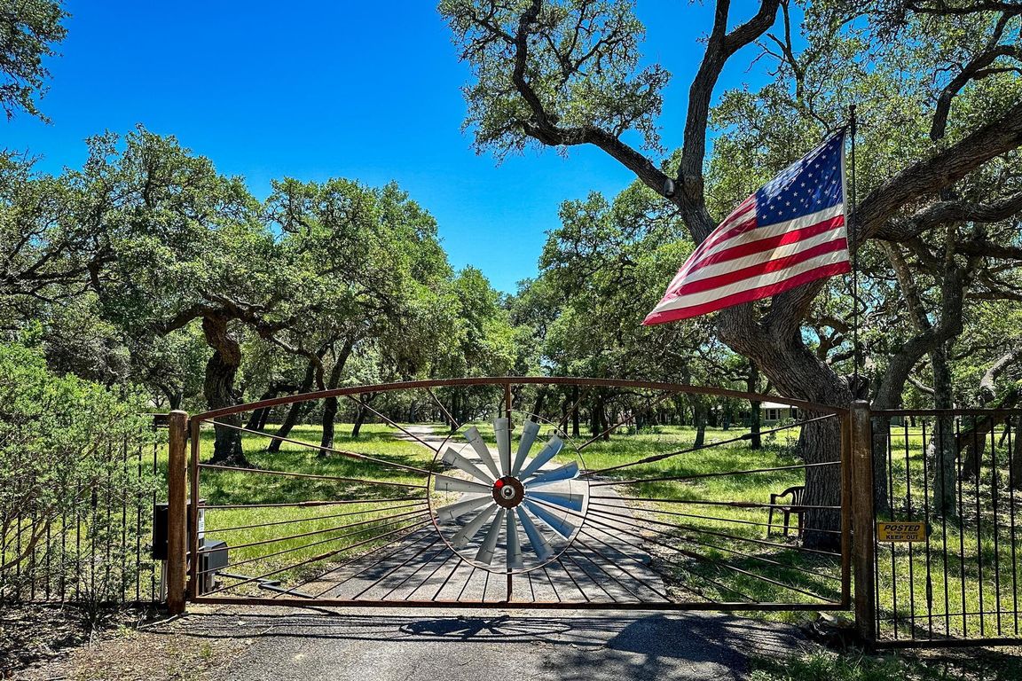 241 AMMANN RD, Boerne, TX 78015 MLS 1759414 Zillow